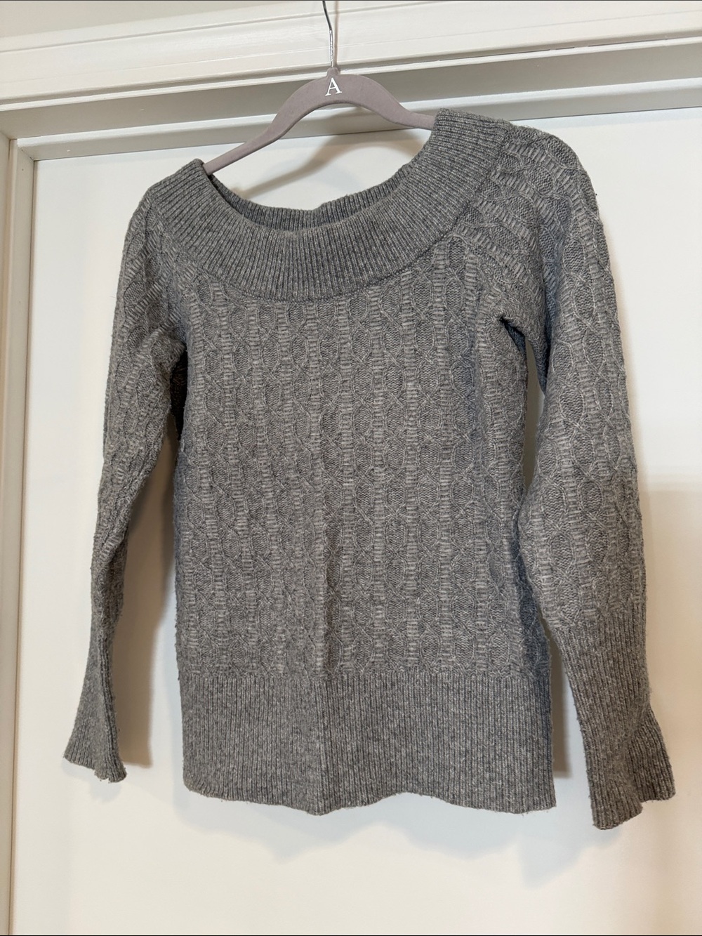 White House Black Market Gray Cable-Knit Scoop Neck Sweater